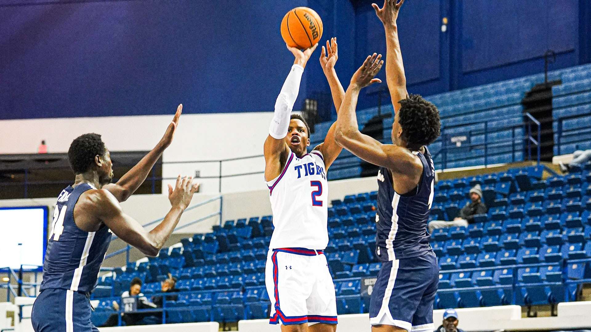 Read more about the article Christian Brown